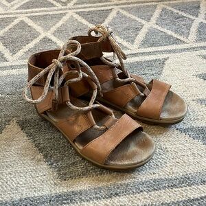 Sorel Gladiator Sandals (8 1/2)
